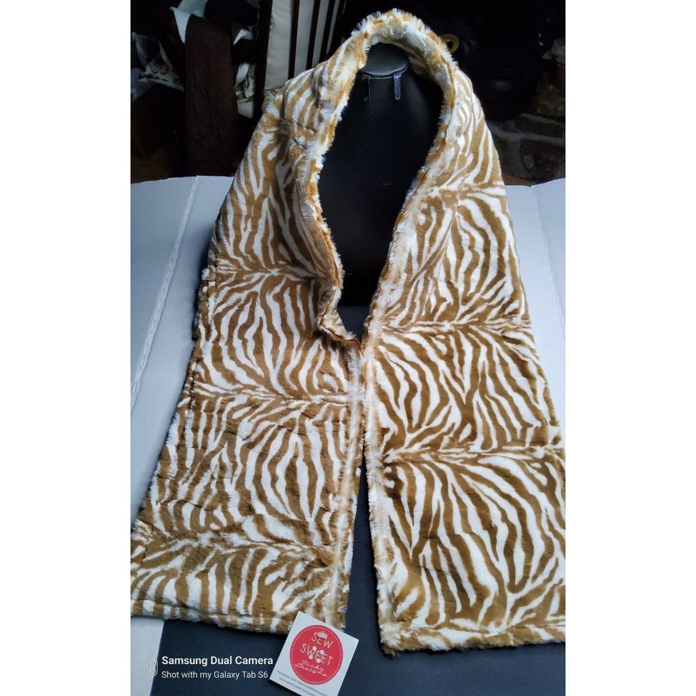 sew sweet minky designs 58" long faux mink luxuriously soft 9in wide scarf.